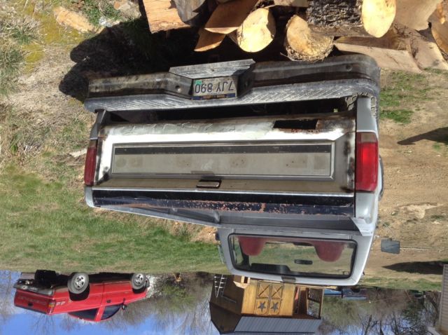 1986 Silver Ford F-250 Standard Cab Pickup