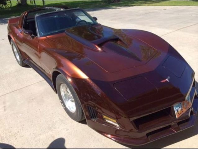 1980 Tan Chevrolet Corvette Coupe