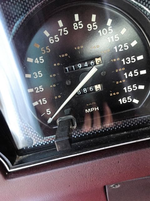 1980 Pearl white Chevrolet Corvette Coupe