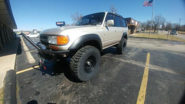 1992 Champagne Toyota Land Cruiser Wagon