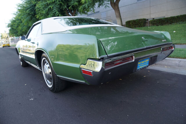 1970 Green Oldsmobile Toronado 2 Dr Hardtop Custom Coupe
