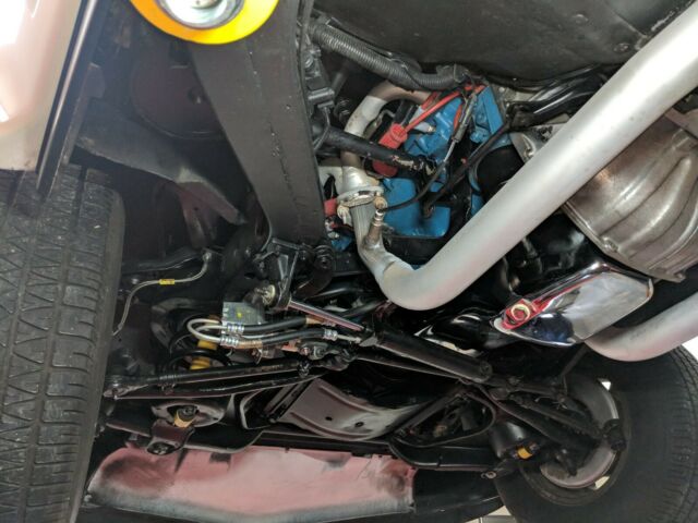 1981 White Chevrolet Corvette Coupe