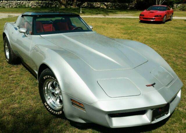 1981 Silver Chevrolet Corvette Coupe