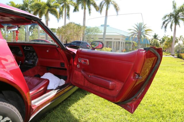 1981 Red Chevrolet Corvette Coupe
