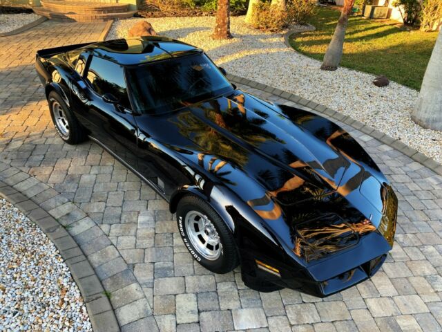 1981 Black Cherry Chevrolet Corvette T-Top