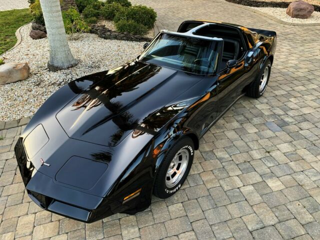 1981 Black Cherry Chevrolet Corvette T-Top