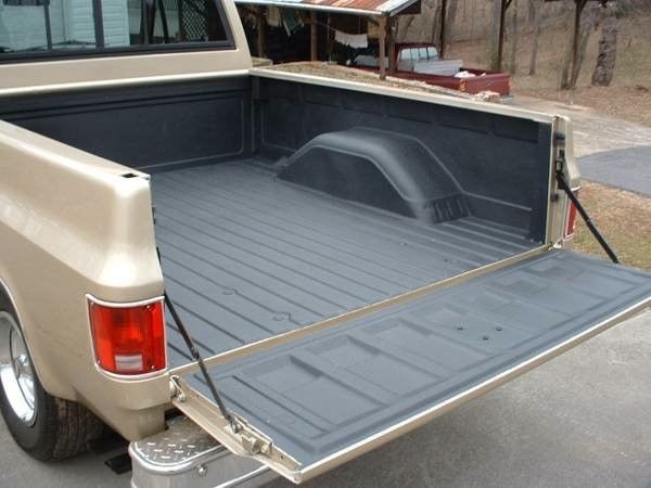 1984 Gold Chevrolet C-10 Cab & Chassis