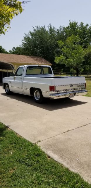 1982 White Chevrolet C-10 Standard Cab Pickup