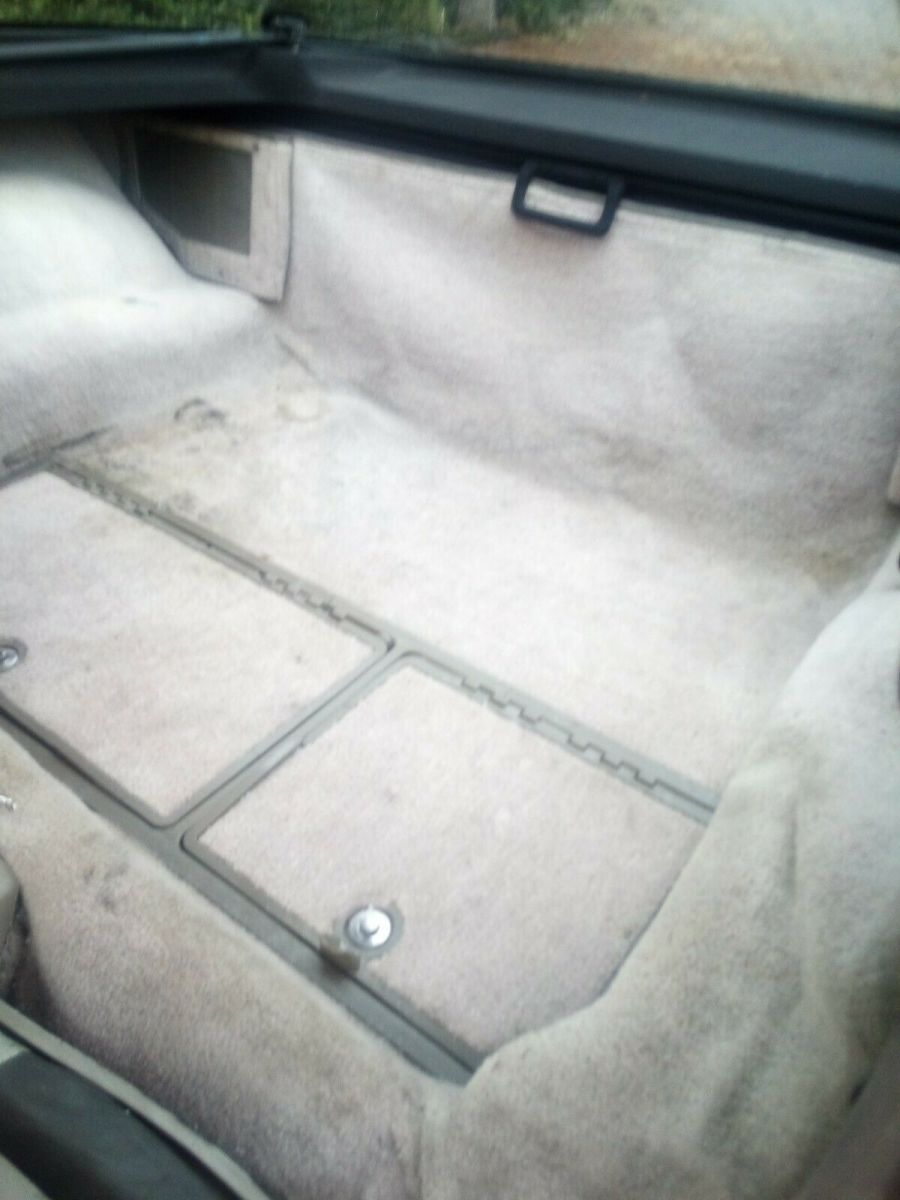 1982 Silver Chevrolet Corvette Coupe