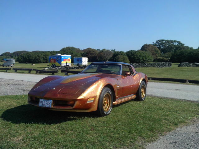 1982 candy apple red with gold flake Chevrolet Corvette Coupe