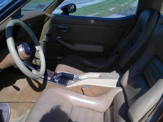 1982 candy apple red with gold flake Chevrolet Corvette Coupe