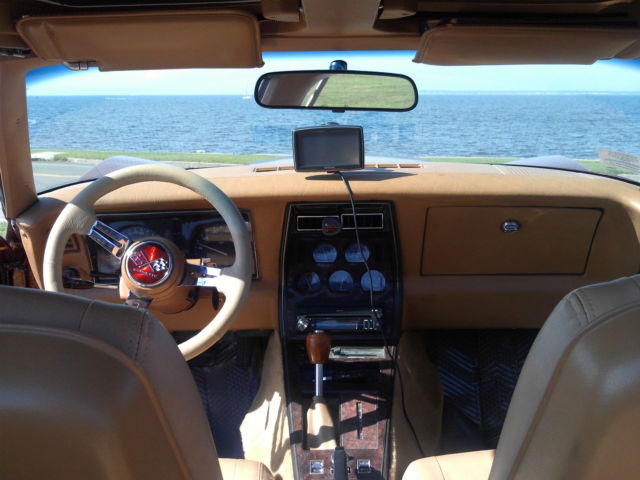 1982 candy apple red with gold flake Chevrolet Corvette Coupe