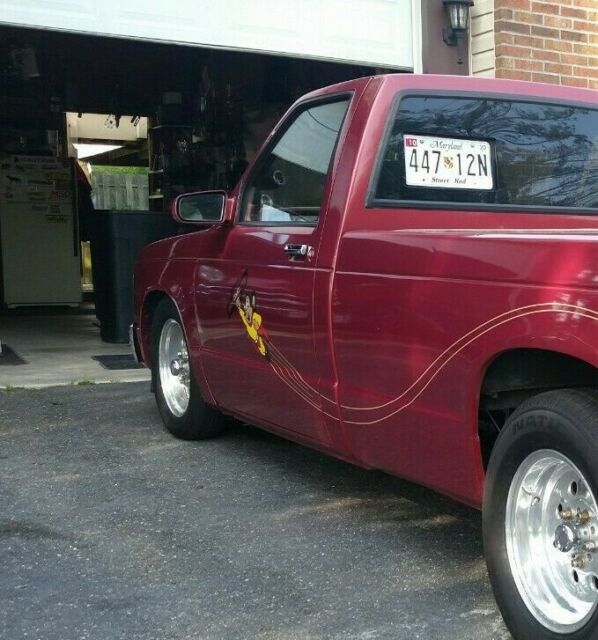 1982 Burgundy Chevrolet S-10 PICKUP