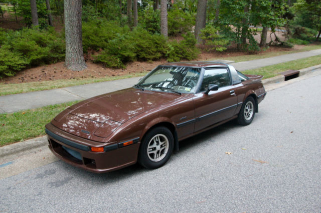 1983 Brown Mazda RX-7 Hatchback