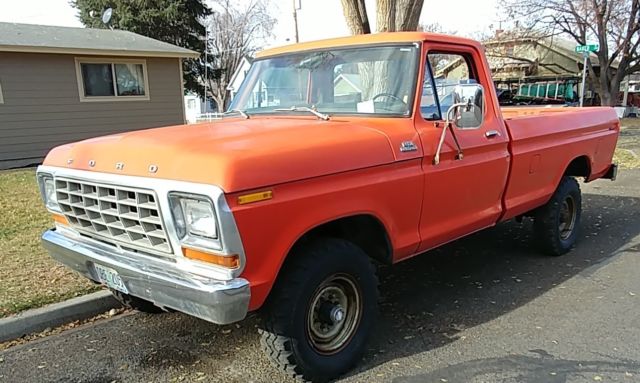 1979 Orange Ford F-250
