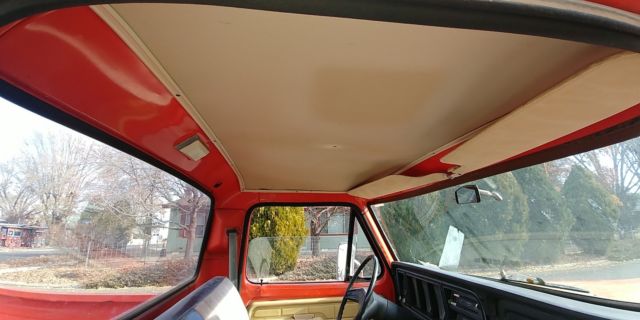 1979 Orange Ford F-250