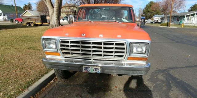 1979 Orange Ford F-250