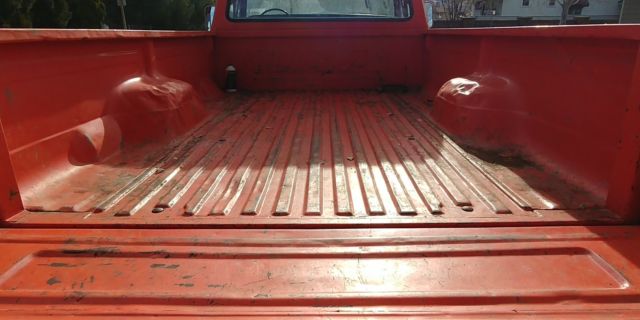 1979 Orange Ford F-250