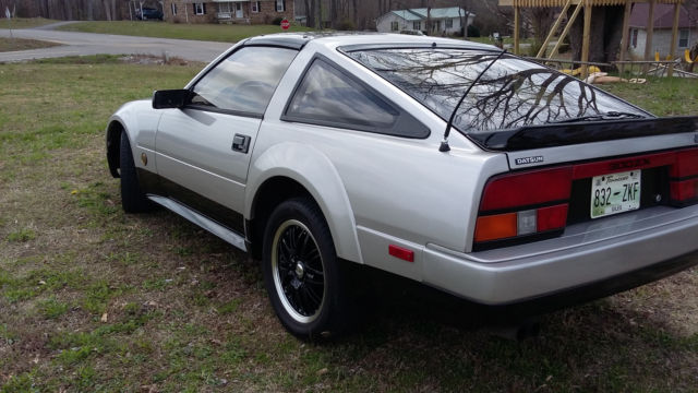 1984 Silver Nissan 300ZX