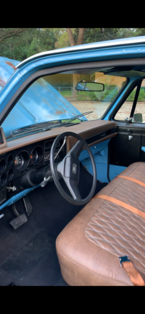 1984 Blue Chevrolet C-10 Standard Cab Pickup