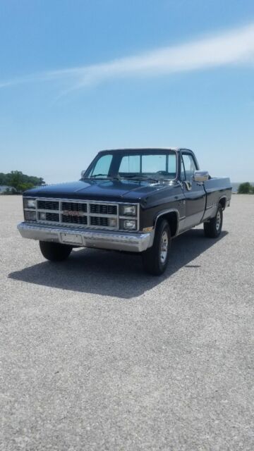 1984 Black GMC Sierra 2500 Standard Cab Pickup