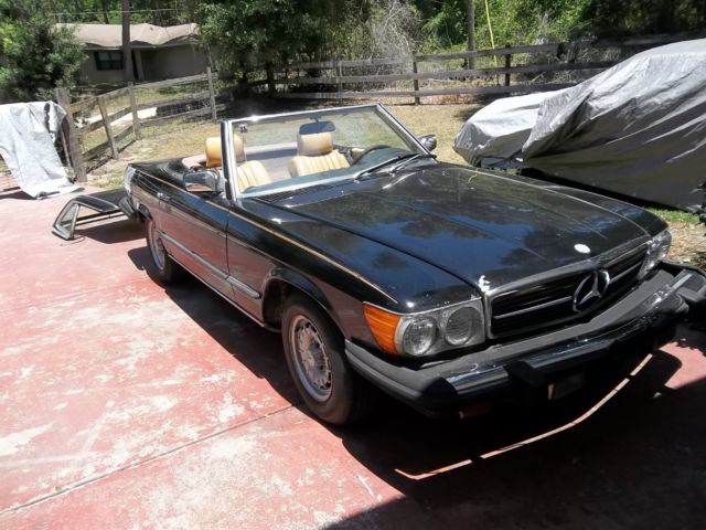 1984 Black Mercedes-Benz SL-Class Convertible