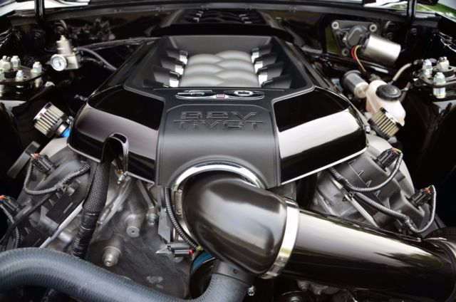 19840000 Black Ford Mustang