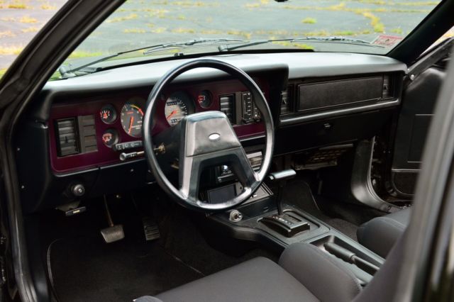19840000 Black Ford Mustang