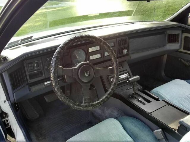 1984 White Pontiac Firebird Coupe