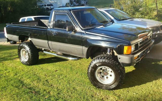 1984 Black Toyota Other Long bed