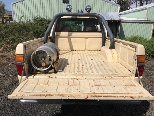 1984 Toyota 4x4 pickup Standard Cab Pickup