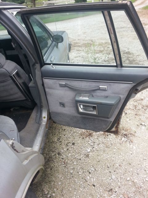 1985 Gray Chevrolet Capriceold 4-DOOR HARDTOP