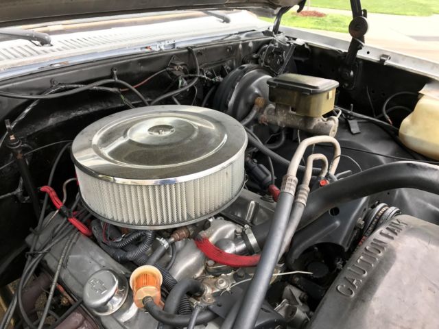 1985 White Chevrolet C-10 Standard Cab Pickup