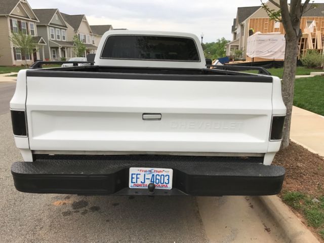 1985 White Chevrolet C-10 Standard Cab Pickup