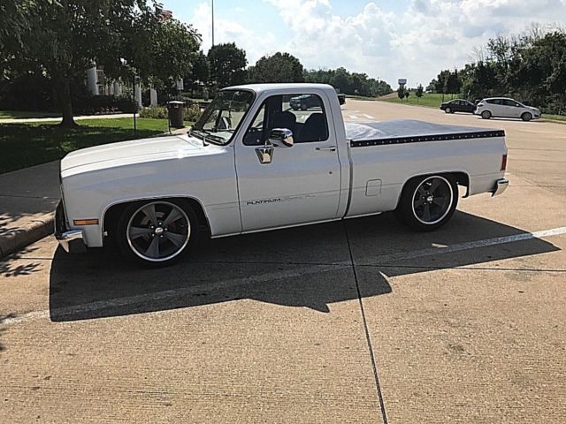 1985 White Chevrolet C-10 Standard Cab Pickup