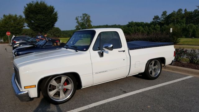 1985 White Chevrolet C-10 Standard Cab Pickup
