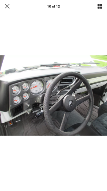 1985 White Chevrolet C-10 Standard Cab Pickup