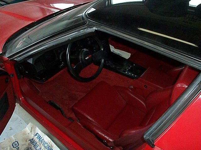 1985 Red Chevrolet Corvette Coupe