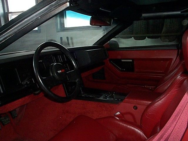 1985 Red Chevrolet Corvette Coupe