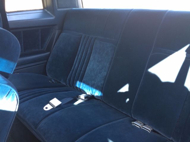 1985 Blue Chevrolet Monte Carlo Coupe