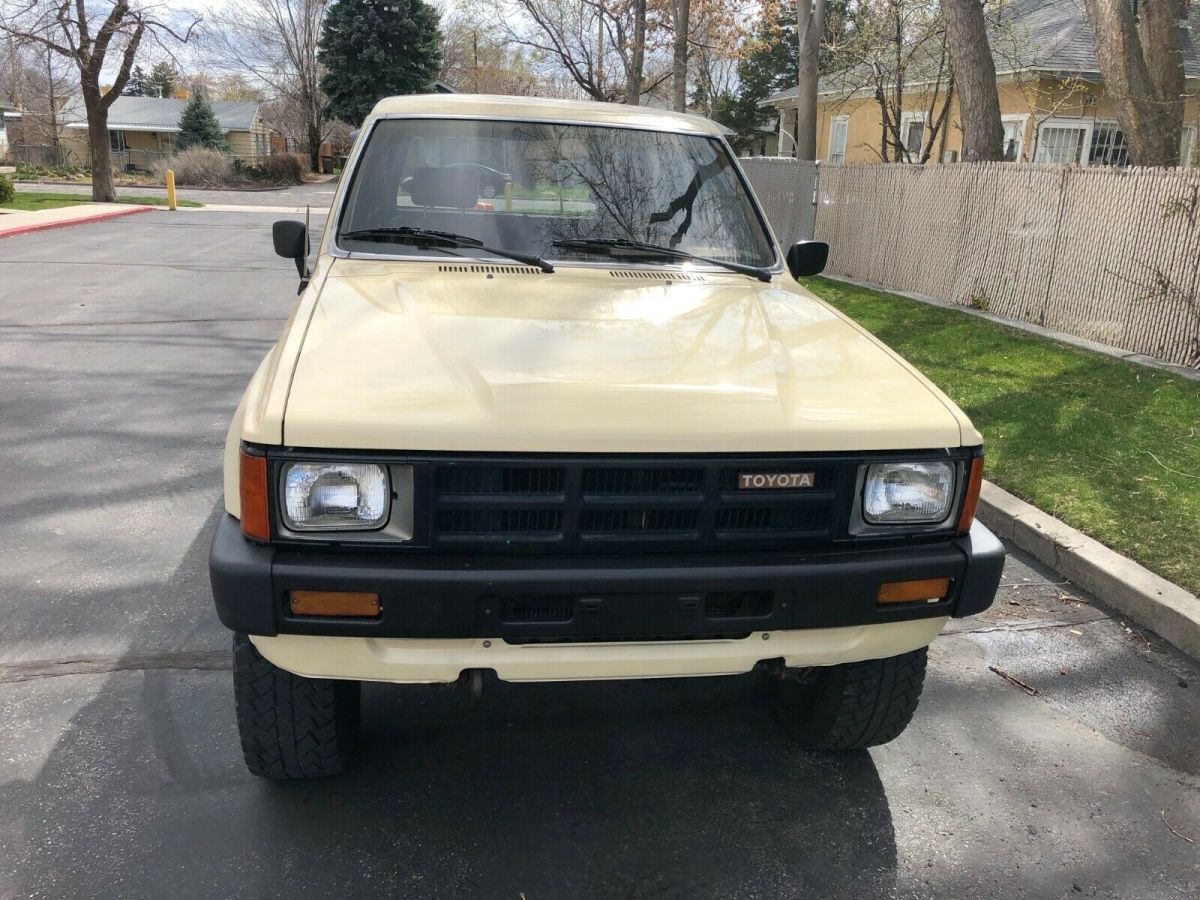1985 Tan Toyota 4Runner SUV