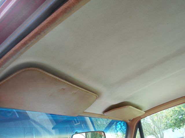 1985 Red Chevrolet C-10
