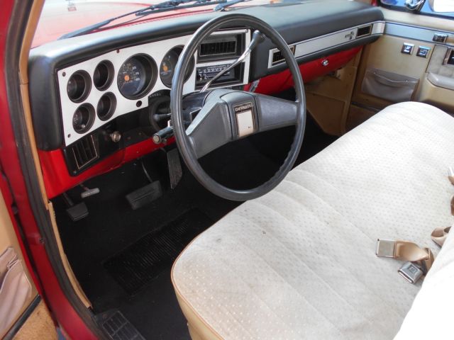 1985 Red Chevrolet C-10