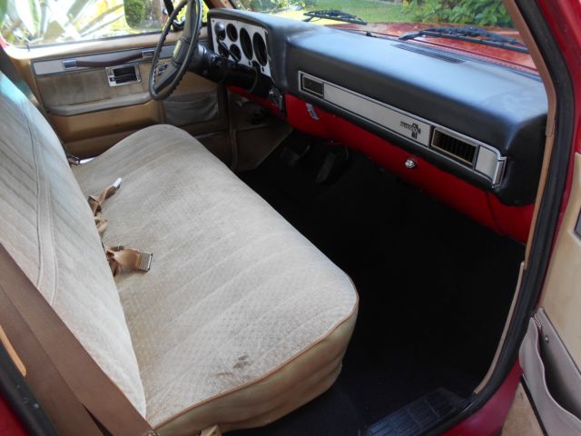 1985 Red Chevrolet C-10