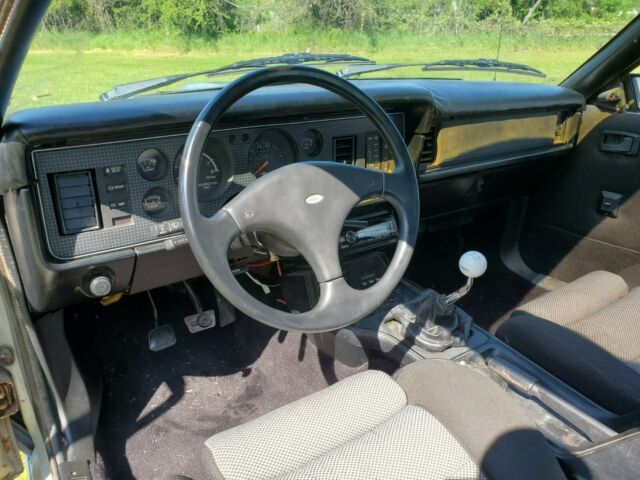 1985 Silver Ford Mustang Hatchback
