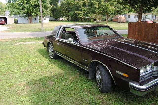 1985 Burgundy Oldsmobile Toronado Coupe