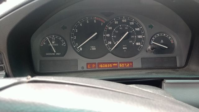 1991 Silver BMW 8-Series