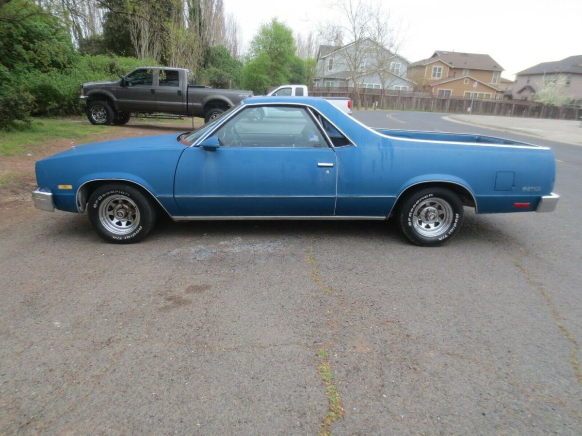 1986 Blue Chevrolet El Camino Standard Cab Pickup