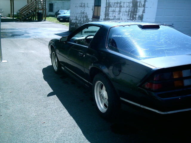 1986 Black Chevrolet Camaro Coupe
