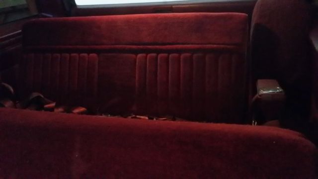 1986 Black Chevrolet Suburban